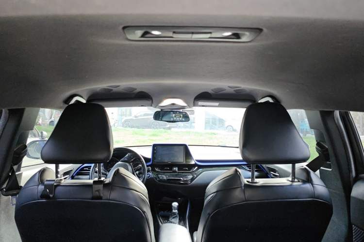 Used Toyota IZOA 2018 2.0L Yichi Edition China V Standard Headliner