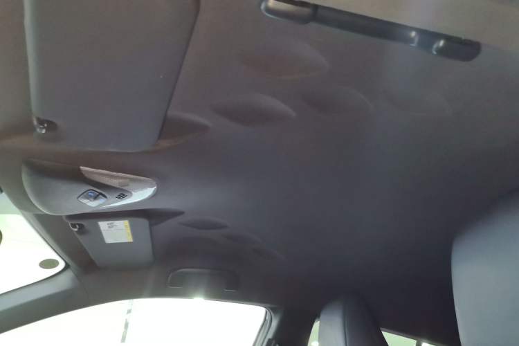 Used Toyota IZOA 2018 2.0L Yichi Edition China V Standard Headliner