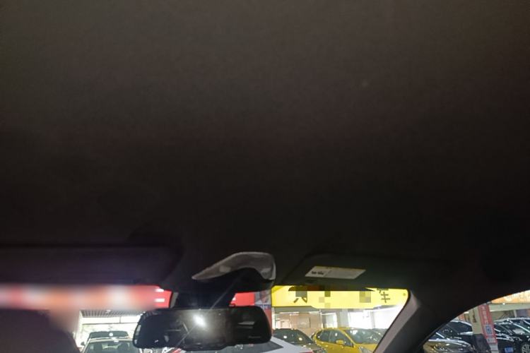Used Toyota IZOA 2018 2.0L Yichi Version China VI Standard Headliner