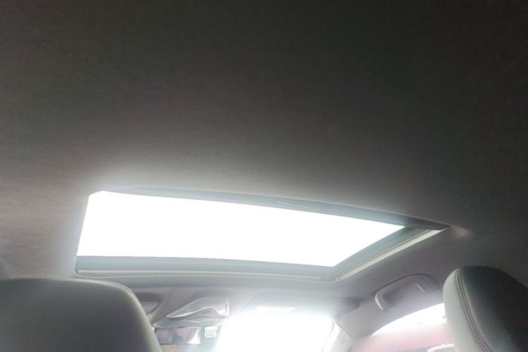 Used Toyota IZOA 2018 2.0L Yichi Version China VI Standard Headliner