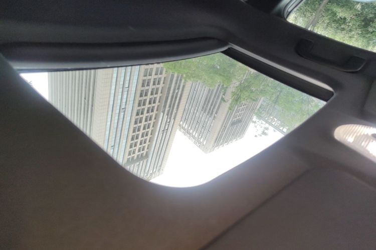 Used Toyota IZOA 2018 2.0L Yichi Version China VI Standard Headliner