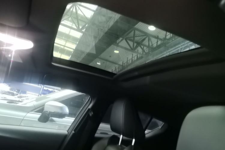 Used Toyota IZOA 2018 2.0L Yichi Version China VI Standard Headliner