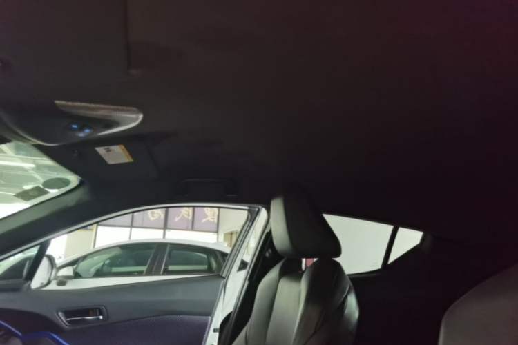 Used Toyota IZOA 2018 2.0L Yichi Edition China V Standard Headliner
