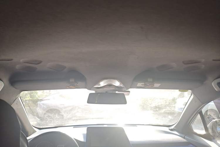Used Toyota IZOA 2018 2.0L Yichi Edition China V Standard Headliner