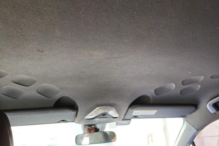 Used Toyota IZOA 2018 2.0L Yichi Version China VI Standard Headliner