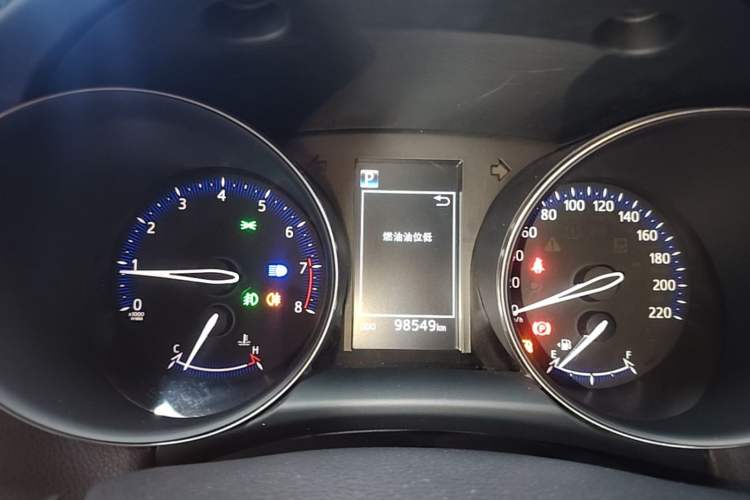 Used Toyota IZOA 2018 2.0L Yichi Version China VI Standard Instrument Cluster