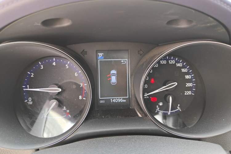 Used Toyota IZOA 2018 2.0L Yichi Version China VI Standard Instrument Cluster