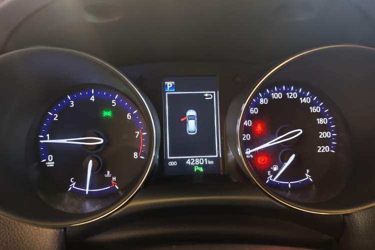 Used Toyota IZOA 2018 2.0L Yichi Edition China V Standard Instrument Cluster