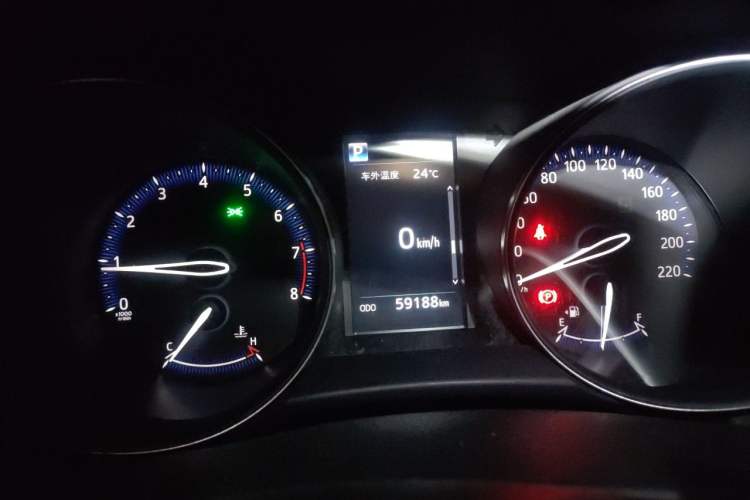 Used Toyota IZOA 2018 2.0L Yichi Version China VI Standard Instrument Cluster
