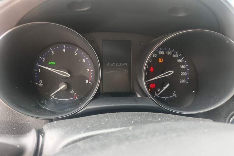 Used Toyota IZOA 2018 2.0L Yixuan Sunroof Version China VI Standard Instrument Cluster