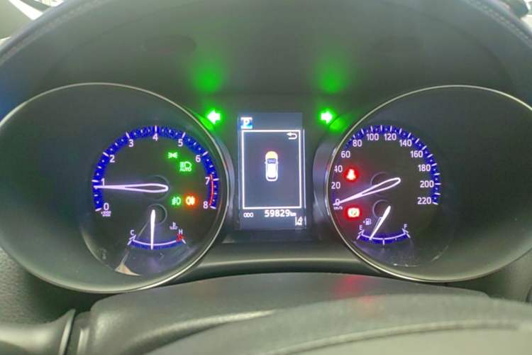 Used Toyota IZOA 2018 2.0L Yichi Edition China V Standard Instrument Cluster