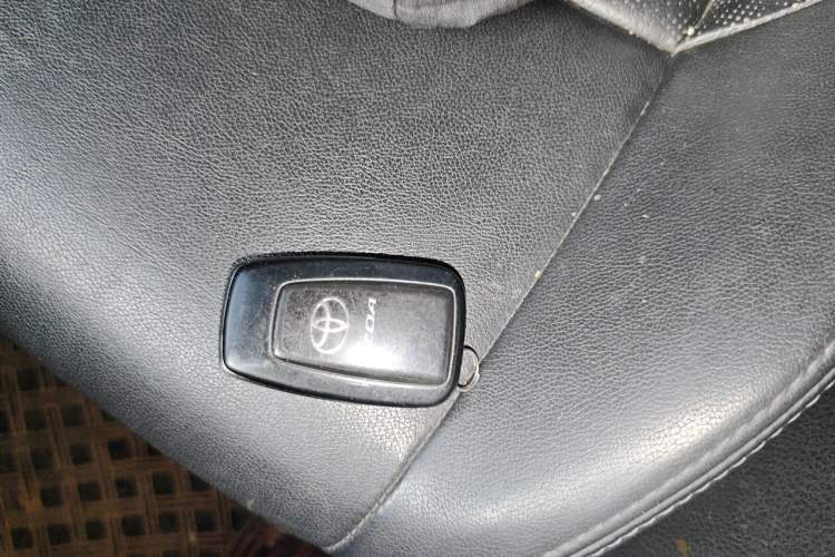 Used Toyota IZOA 2018 2.0L Yichi Edition China V Standard Interior 1