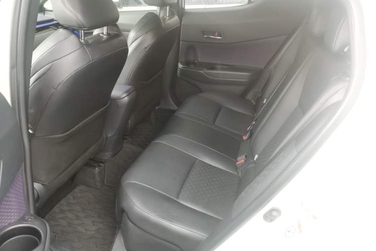 Used Toyota IZOA 2018 2.0L Yichi Edition China V Standard Interior 2