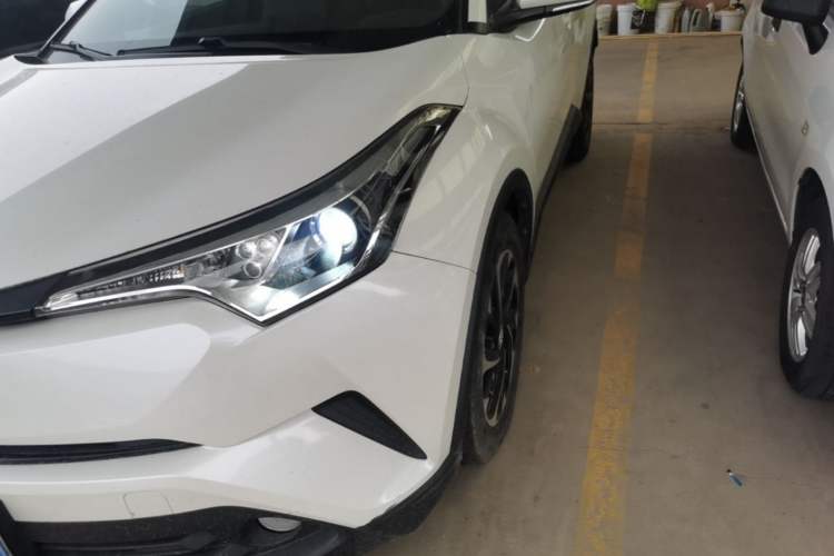 Used Toyota IZOA 2018 2.0L Yichi Edition China V Standard Left Front Headlight