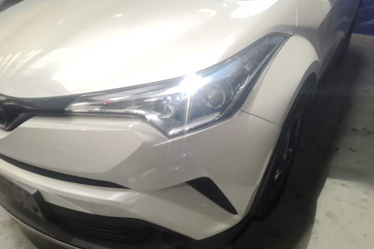 Used Toyota IZOA 2018 2.0L Yichi Version China VI Standard Left Front Headlight