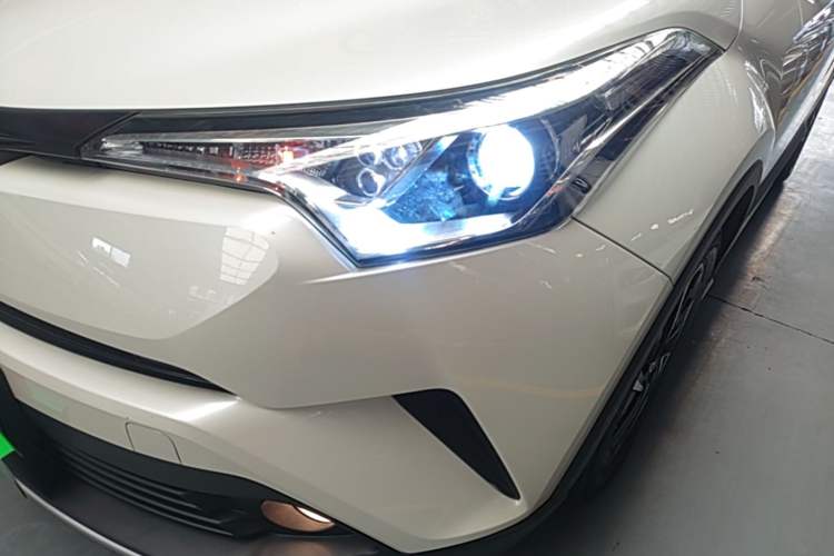 Used Toyota IZOA 2018 2.0L Yichi Edition China V Standard Left Front Headlight