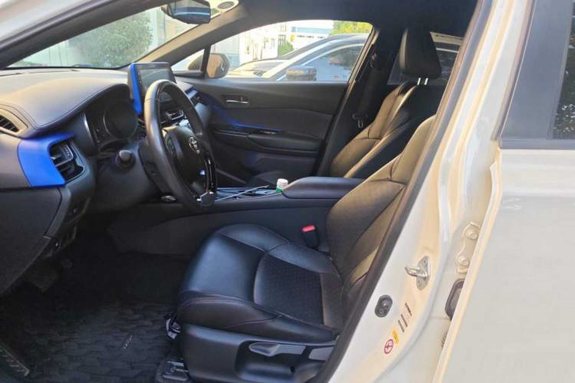 Used Toyota IZOA 2018 2.0L Yichi Version China VI Standard Left Front Seat