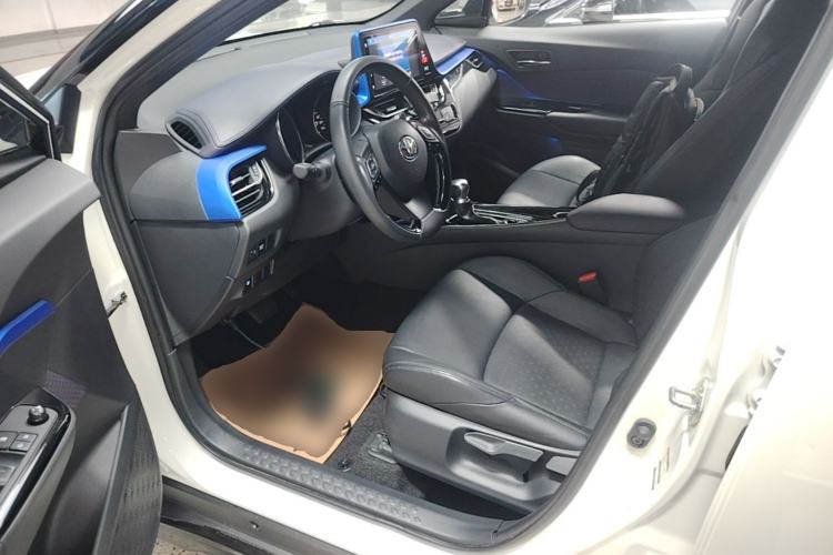 Used Toyota IZOA 2018 2.0L Yichi Version China VI Standard Left Front Seat