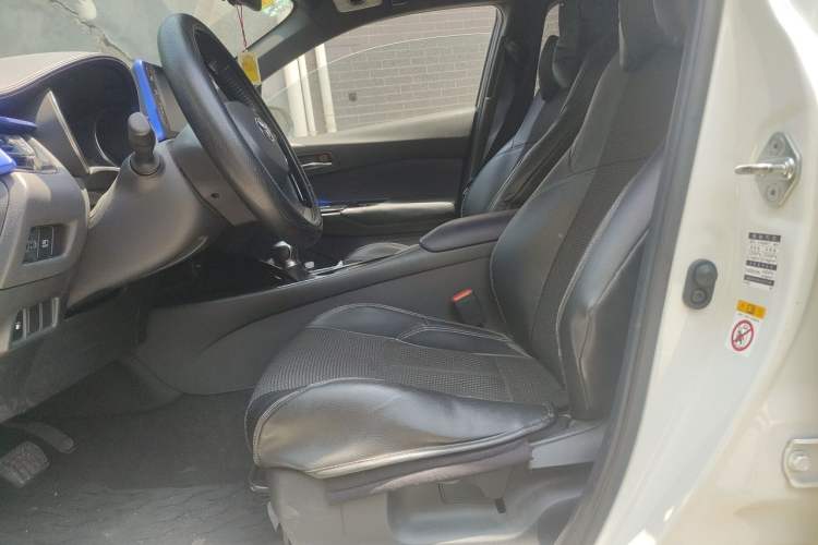 Used Toyota IZOA 2018 2.0L Yichi Edition China V Standard Left Front Seat