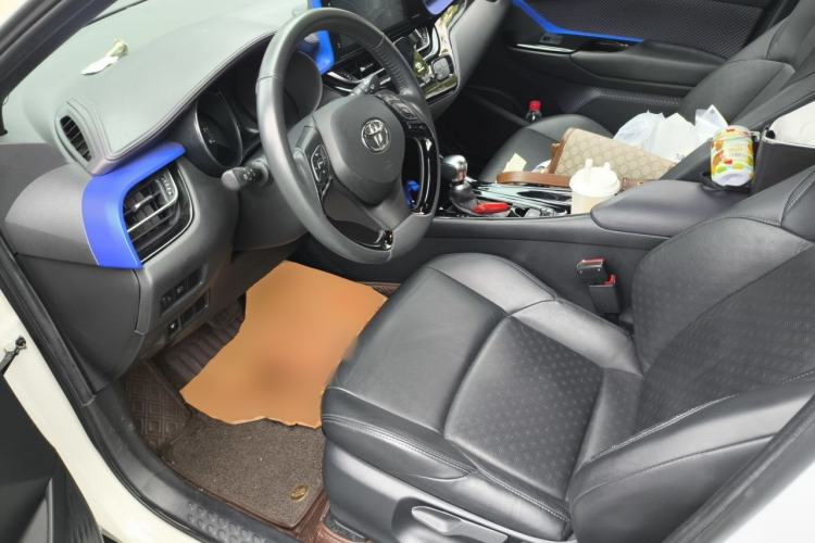 Used Toyota IZOA 2018 2.0L Yichi Edition China V Standard Left Front Seat