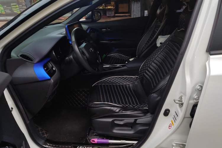 Used Toyota IZOA 2018 2.0L Yichi Edition China V Standard Left Front Seat