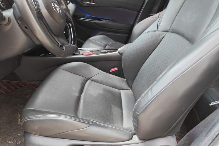 Used Toyota IZOA 2018 2.0L Yichi Version China VI Standard Left Front Seat
