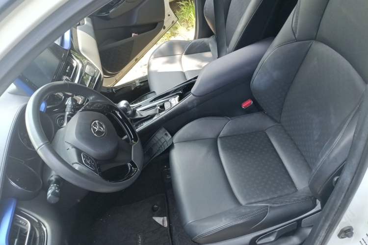 Used Toyota IZOA 2018 2.0L Yichi Version China VI Standard Left Front Seat