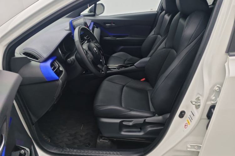 Used Toyota IZOA 2018 2.0L Yichi Edition China V Standard Left Front Seat