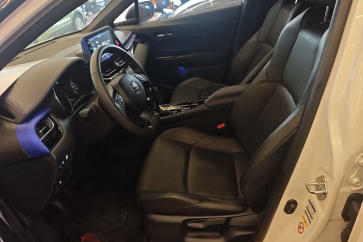 Used Toyota IZOA 2018 2.0L Yichi Edition China V Standard Left Front Seat