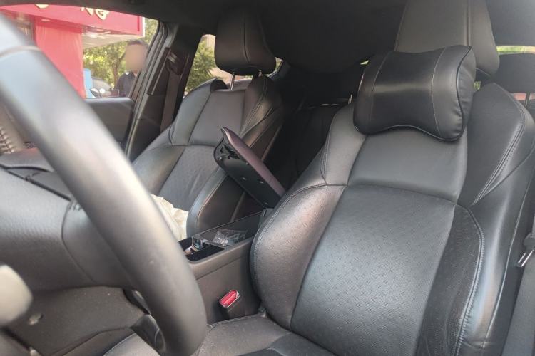 Used Toyota IZOA 2018 2.0L Yidong Version China V Standard Left Front Seat