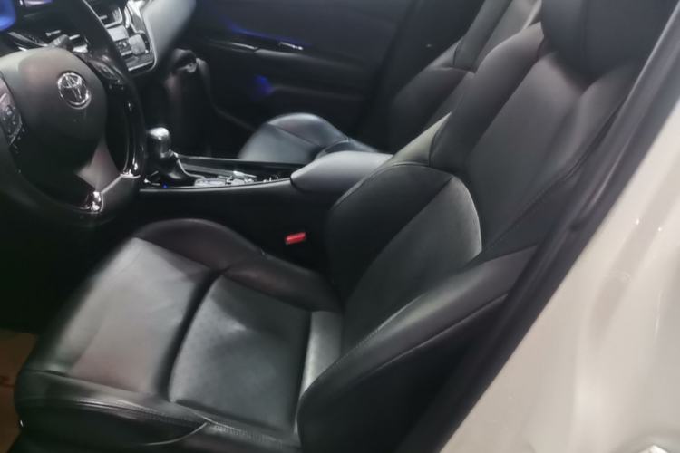Used Toyota IZOA 2018 2.0L Yichi Version China VI Standard Left Front Seat