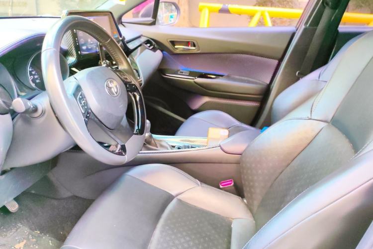 Used Toyota IZOA 2018 2.0L Yichi Version China VI Standard Left Front Seat