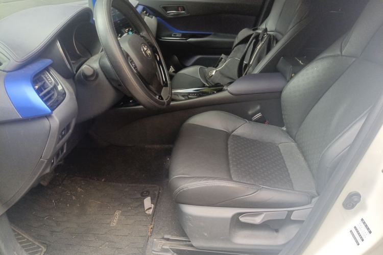 Used Toyota IZOA 2018 2.0L Yichi Edition China V Standard Left Front Seat