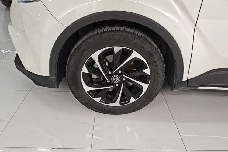 Used Toyota IZOA 2018 2.0L Yichi Version China VI Standard Left Front Wheel Hub