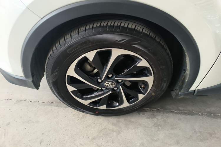 Used Toyota IZOA 2018 2.0L Yichi Edition China V Standard Left Front Wheel Hub