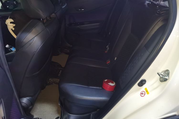 Used Toyota IZOA 2018 2.0L Yichi Version China VI Standard Left Rear Seat