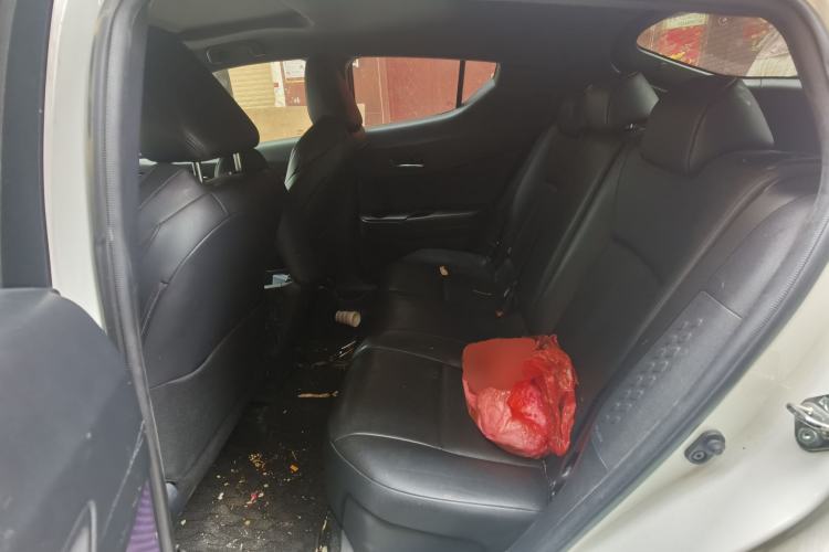 Used Toyota IZOA 2018 2.0L Yichi Version China VI Standard Left Rear Seat