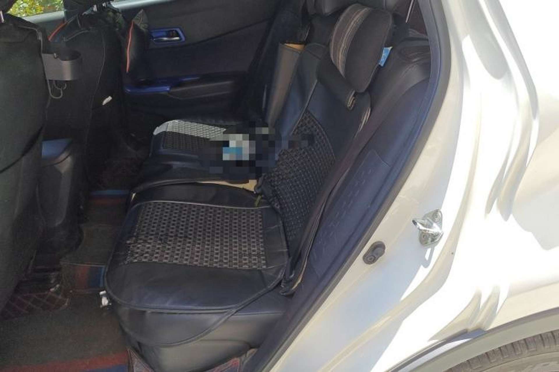Used Toyota IZOA 2018 2.0L Yichi Version China VI Standard Left Rear Seat