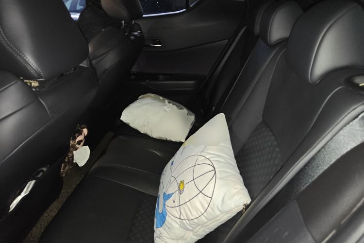 Used Toyota IZOA 2018 2.0L Yichi Version China VI Standard Left Rear Seat