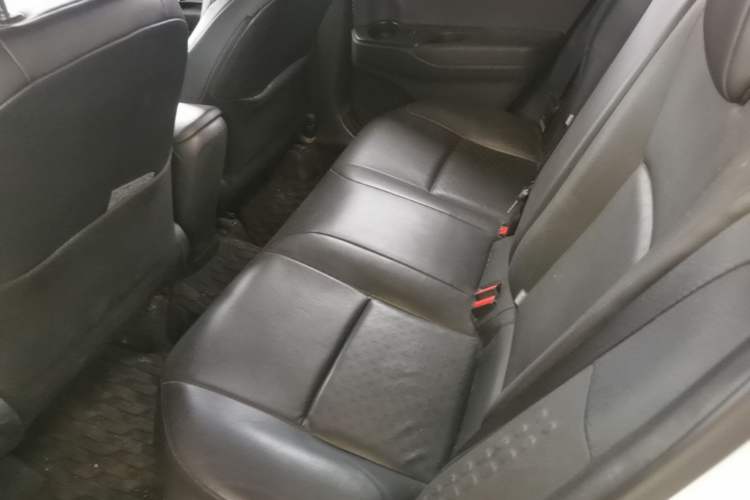 Used Toyota IZOA 2018 2.0L Yichi Edition China V Standard Left Rear Seat