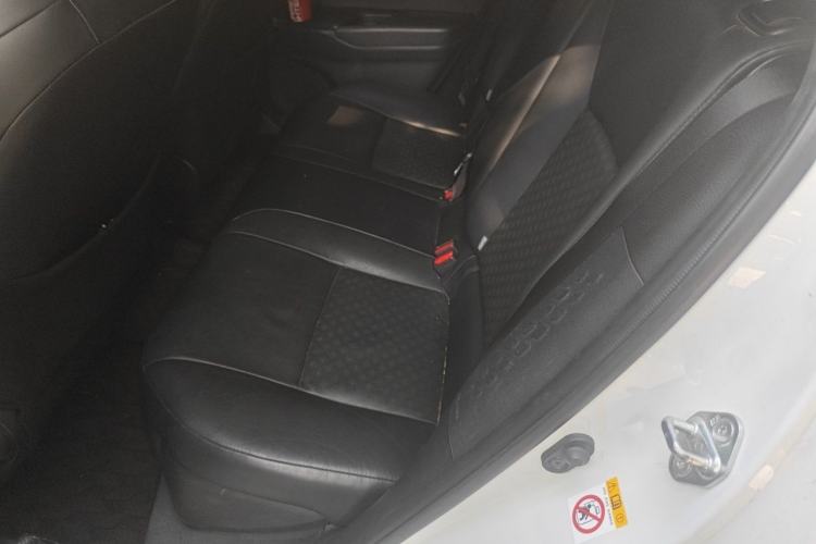Used Toyota IZOA 2018 2.0L Yichi Edition China V Standard Left Rear Seat