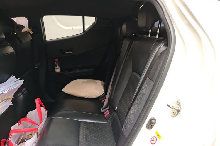 Used Toyota IZOA 2018 2.0L Yichi Edition China V Standard Left Rear Seat