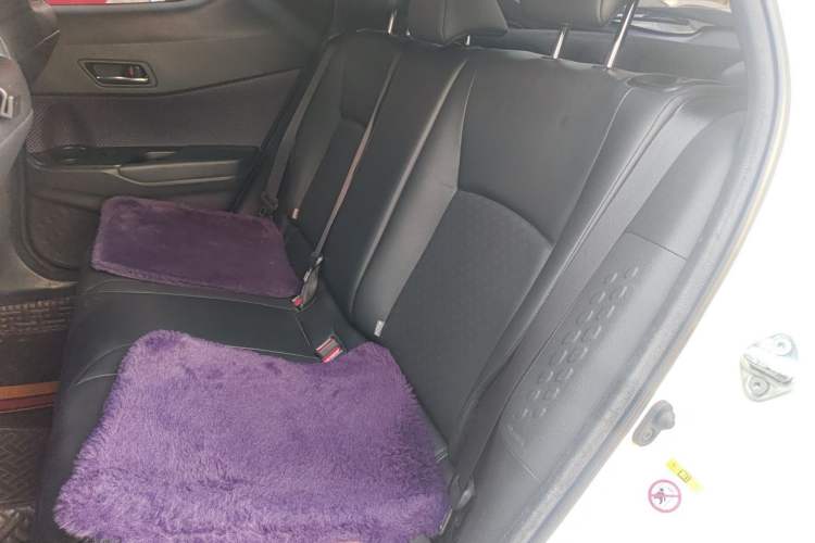 Used Toyota IZOA 2018 2.0L Yidong Version China V Standard Left Rear Seat