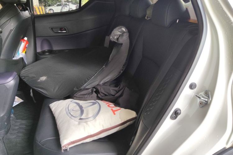 Used Toyota IZOA 2018 2.0L Yichi Version China VI Standard Left Rear Seat