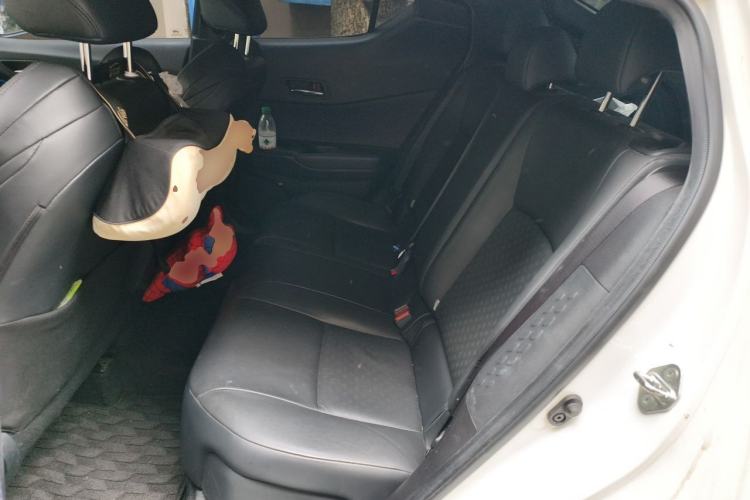 Used Toyota IZOA 2018 2.0L Yichi Version China VI Standard Left Rear Seat