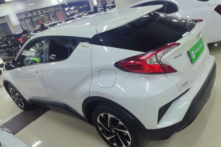 Used Toyota IZOA 2018 2.0L Yichi Edition China V Standard Left Side