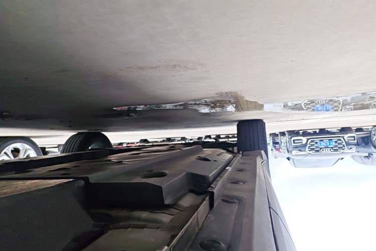 Used Toyota IZOA 2018 2.0L Yichi Version China VI Standard Left Side Sill
