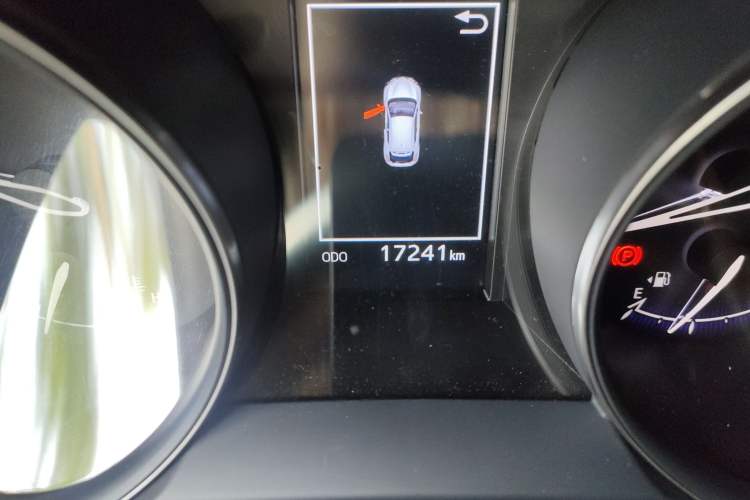 Used Toyota IZOA 2018 2.0L Yichi Version China VI Standard Odometer Close Up