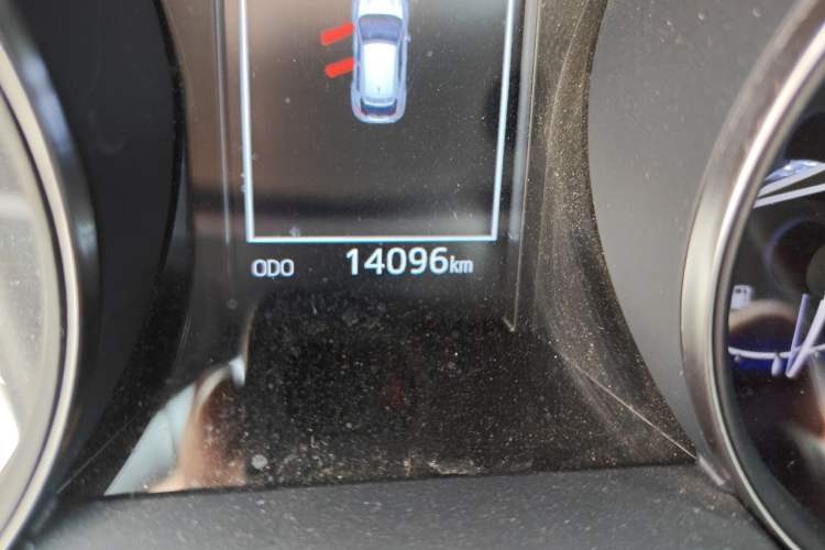 Used Toyota IZOA 2018 2.0L Yichi Version China VI Standard Odometer Close Up