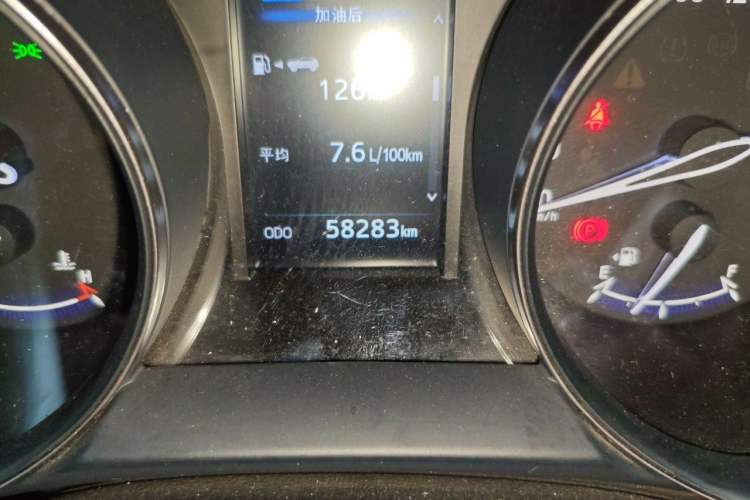 Used Toyota IZOA 2018 2.0L Yichi Edition China V Standard Odometer Close Up